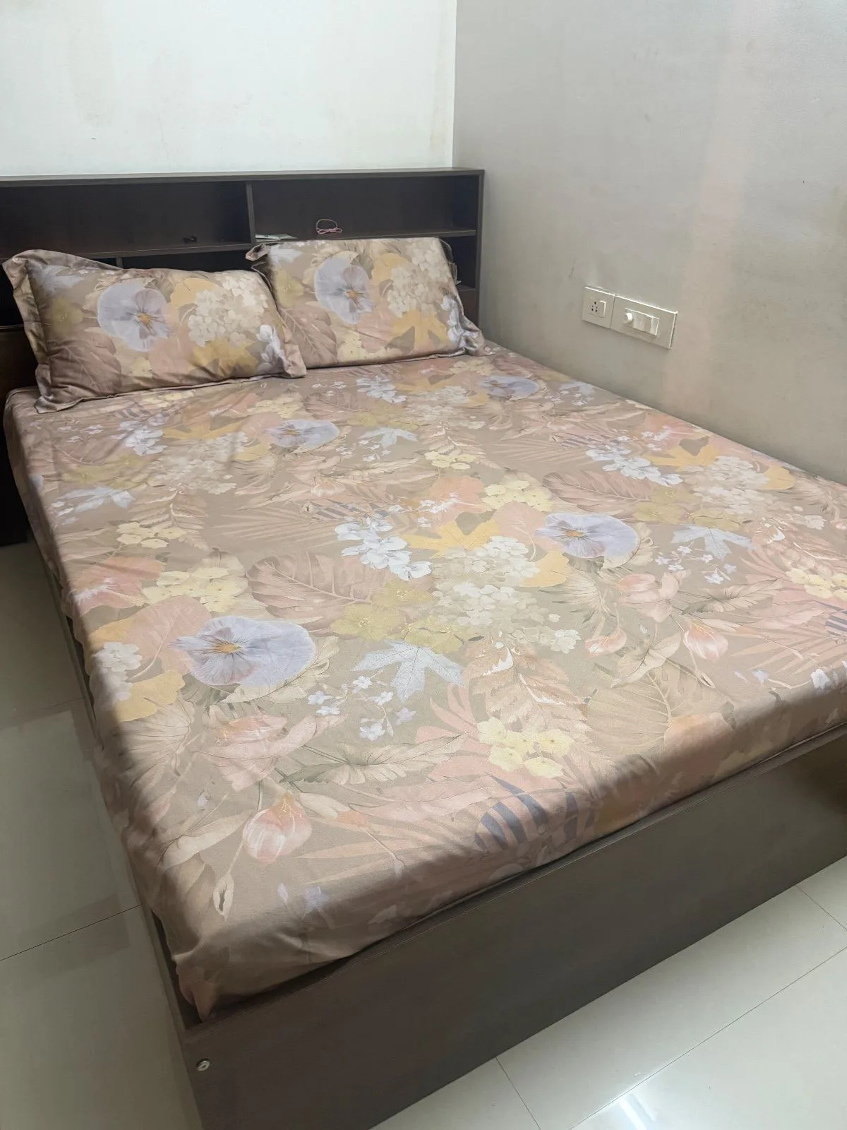 I storage bed, 1 mattress and a 3 door cupboard — photo 2