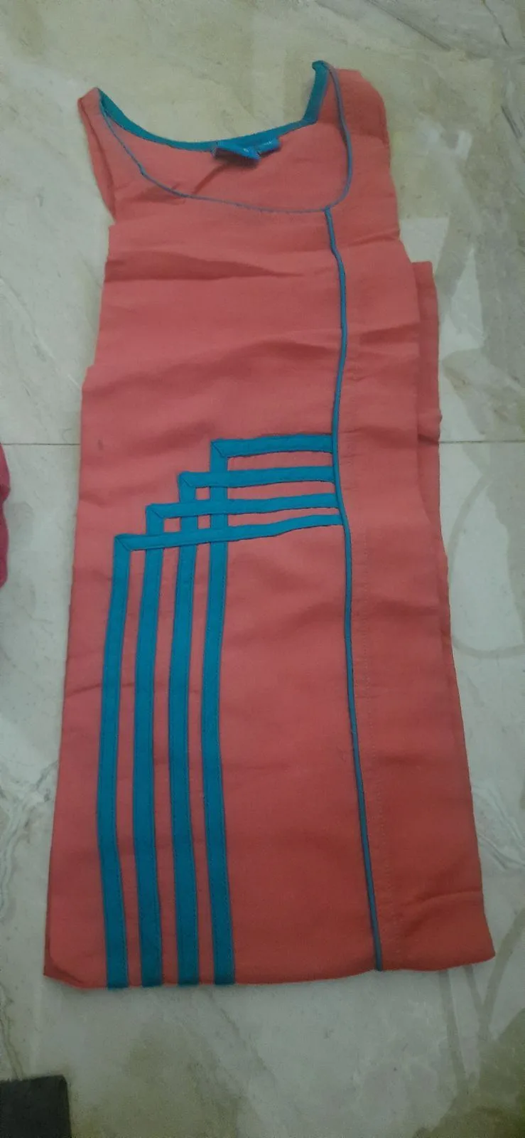 clothes — photo 2